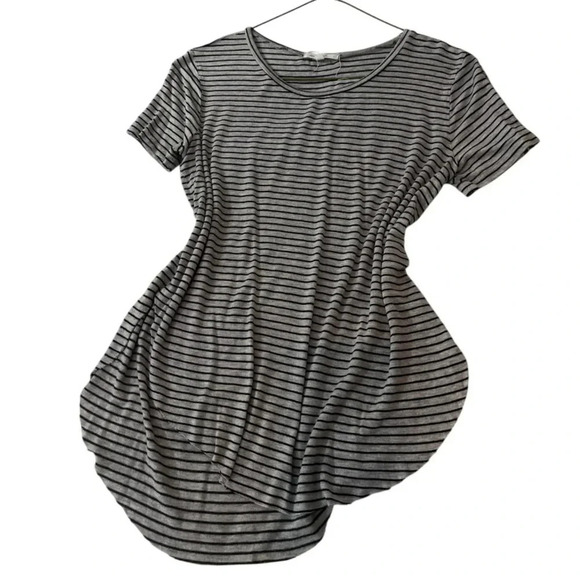 Striped TEE​ - Picture 4 of 6